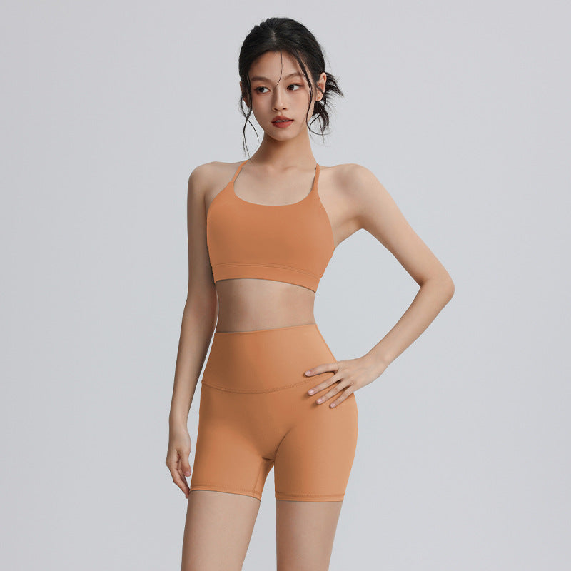 【Set】Sexy beautiful back sports bra, three-point yoga shorts, quick-drying breathable yoga sportswear