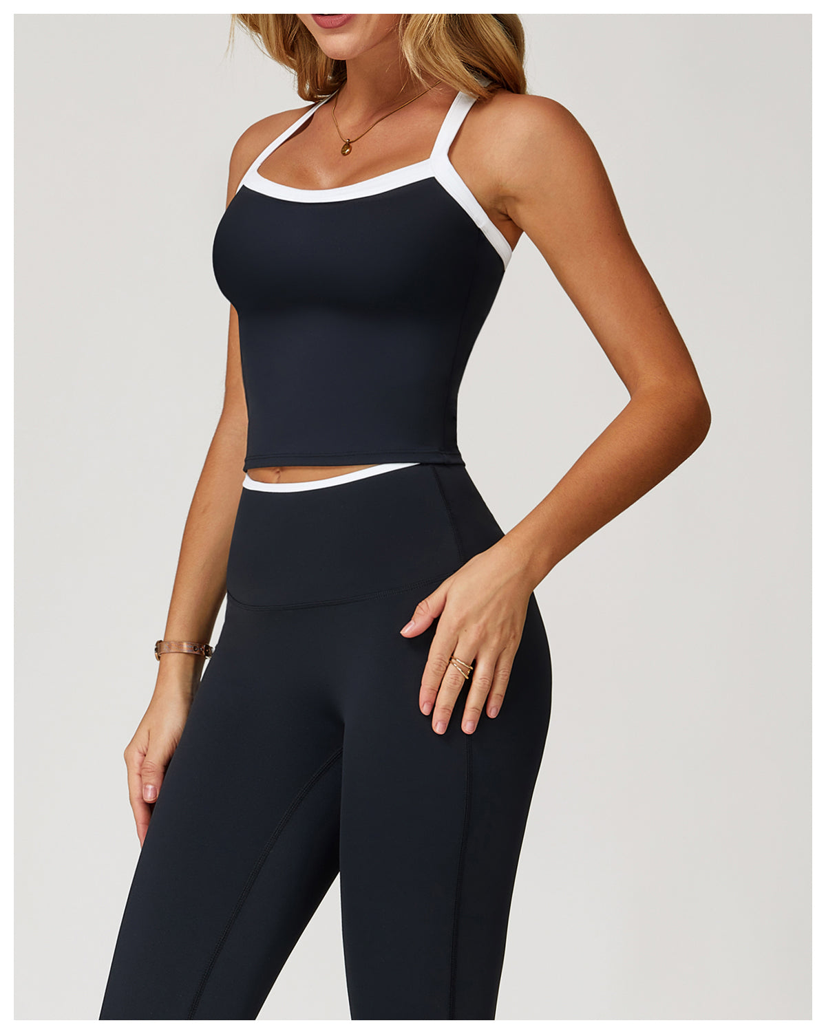 Yoga vest with contrasting colors and hollowed-out back, fitness wear, high-end running sports underwear