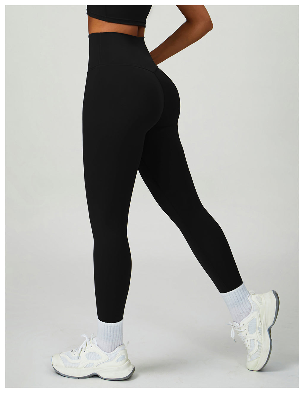 High waist hip lift fitness pants women's tight outdoor cycling sports running pants breathable quick-drying nude yoga pants