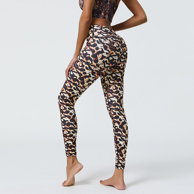 Sexy Leopard Print High Support Yoga Leggings for Gym Training with Non-Shifting Pattern and Slimming Hip-Lifting