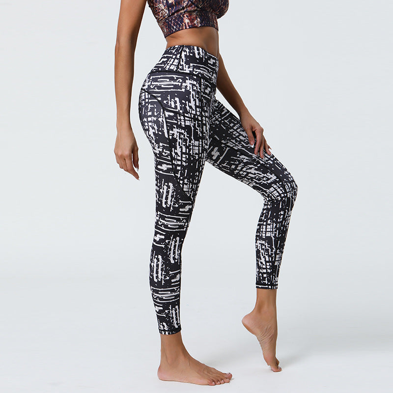 Fashionable Eye-Catching Printing Yoga Pants with Long-Lasting Diverse Prints, High Support Elastic Comfort for Gym and Versatile Outer Wear