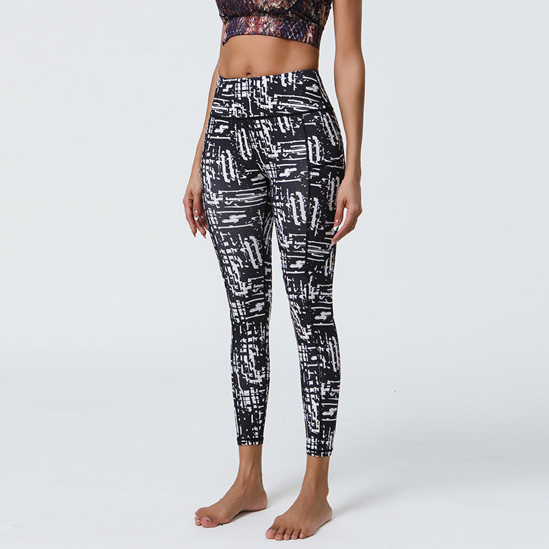 Fashionable Eye-Catching Printing Yoga Pants with Long-Lasting Diverse Prints, High Support Elastic Comfort for Gym and Versatile Outer Wear