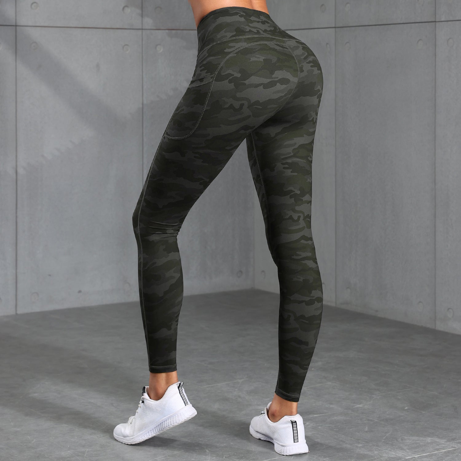 Sun-Protective & Breathable Long-Sleeve Yoga Top with Pocket - Autumn-Winter Adapted Slim-Fit Quick-Dry Warm-Keeping Elastic Stretching Tops for Women